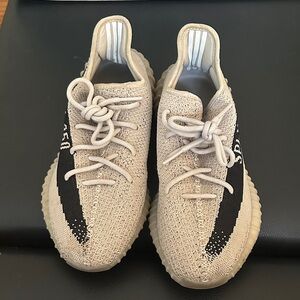 Yeezy Boost 350 V2 Cream and Black
